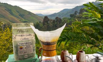 Finca la Macarena by Welttisch
