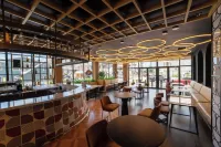 Aiden by Best Western Georgetown Guyana Hotels in Lusignan