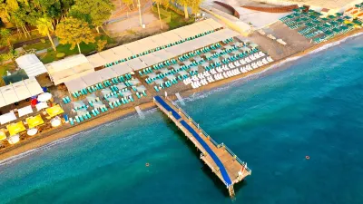Crystal de Luxe Resort & Spa - All Inclusive Hotels near Ayışığı Parkı