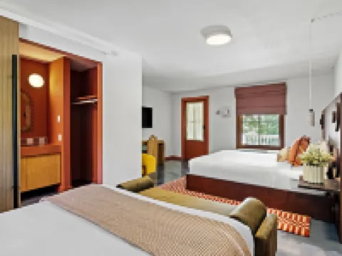 Hacienda del Rio Hotels in Comal County