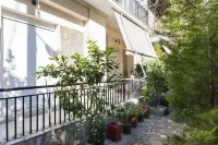 Kallithea Comfort 3 Bd Balcony Family Apt Hôtels à proximité de : Atlas Kallitheas Ethousa Pallis