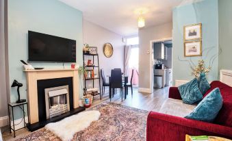 Beach & Dreamland Nearby -Pet Friendly & Garden