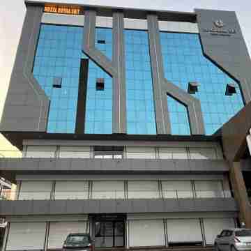 hotel royal sky Hotel Exterior