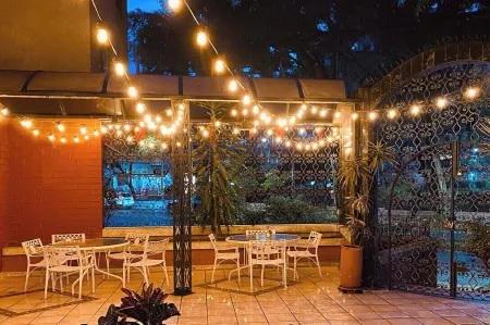 Hotel Casa Laureles Отели в г. Медельин