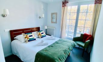 Hôtel Restaurant du Plomb du Cantal