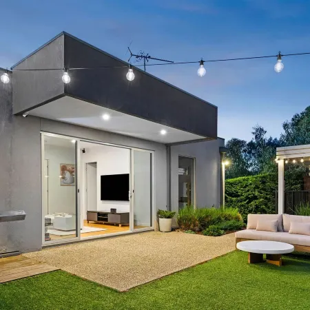 Hillside Luxe with Spa   Bay Views