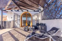 Thrapsano House at Iraklion Crete for up to 8 Persons Hotels in Minoa Pediada