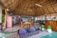 Torreblanca Beach Hotel and Suites Guayabitos - Desayuno y Comida Incluido - Desayuno