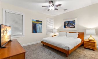 Mesa House, Uno-Perfect Location