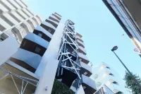 MODELLO 三軒茶屋 成城學園前附近的飯店