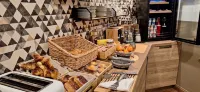 Hotel le Saint Quentin - 朝食