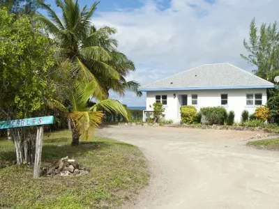 Pebbles 1 Bedroom Cottage Hotel a 