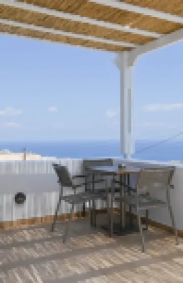 Amerisa Suites & Villa