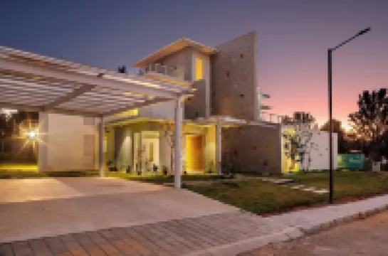 Stayjade 高爾夫景觀之家 住宿飯店