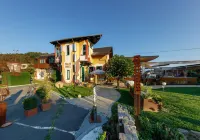 Malerwinkl Restaurant + Kunsthotel + Vinothek Hotels in Südoststeiermark