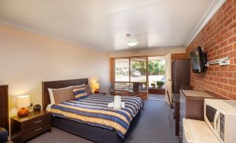 Lake Macquarie Motor Inn
