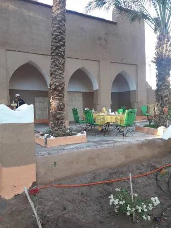 Riad Tagmadarte Guest Farm Отели в г. Тамгрут