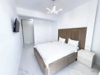 Wave 6 Apartments Hotels in Mamaia-Sat