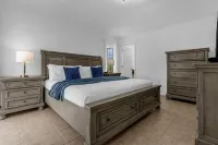 3 Bedrooms S / Lake Berkley Home by RedAwning Hotels in Osceola County