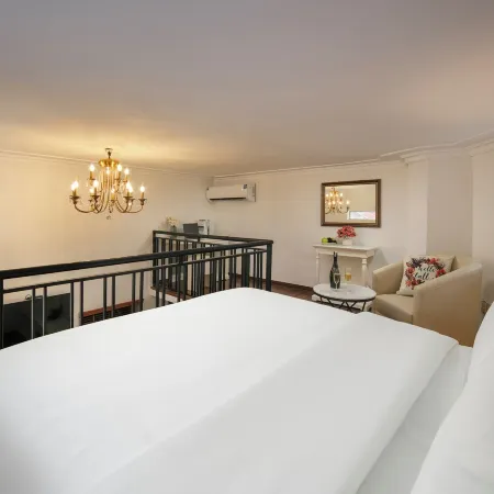 TrangTrang Luxury Hotel