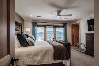 <b>Trailside Retreat w/ Hot Tub – Come enjoy Summer and Fall at Sunday River</b> Hotels near Sunday River Resort