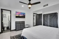 Hilltop:Mt Views!Movie Theater+Nfl Ticket Arcade+Hot Tub+Sauna+Golf+Yoga+Beauty