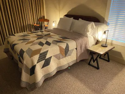Charming 3-bedroom vacation home in Jack Frost Ski Resort Hotels near The Poconos Farm Market