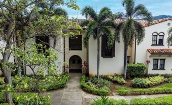 Ground-Floor Unit in Front of Lazy River Pool at Pacifico in Coco