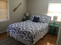 Charming 3-bedroom house in delightful Fort Myers Beach with WiFi, AC