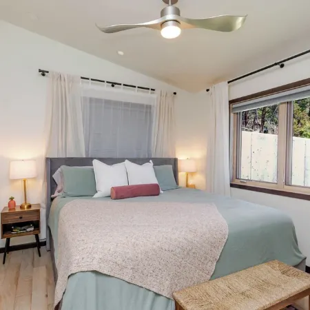 Modern Luxury Retreat - 2 Br/1BA - Minutes from Downtown