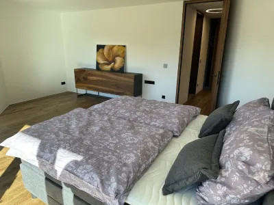 Luxury Villa with far-reaching views between Schenna and Meran. Extraordinary!