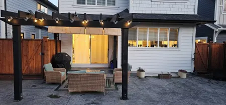 Brand New Seaside Home in Royal Bay