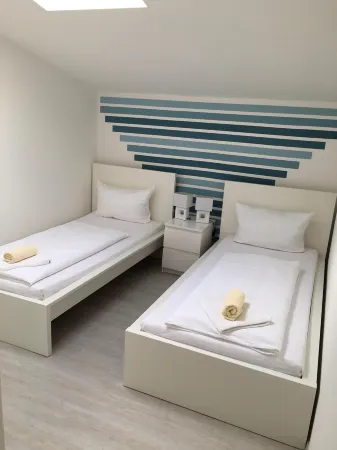 Beautiful 2 apartment newly renovated, W-LAN, super last minute offers Отели в г. Медулин