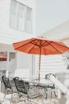 Sunset Villa Across the Street from Beach & Walk to Pool / Golf