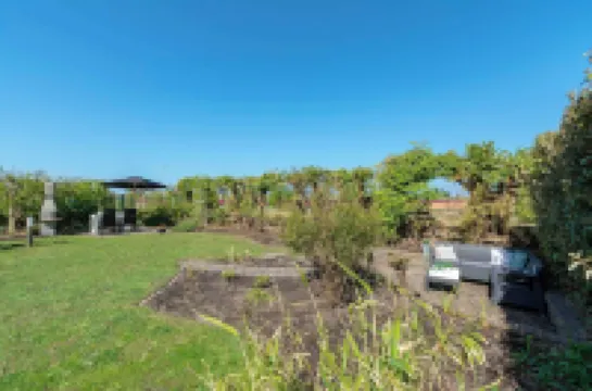 Villa w Electric Charging & Parking