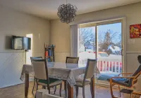 Beautiful cottage near river close to montreal