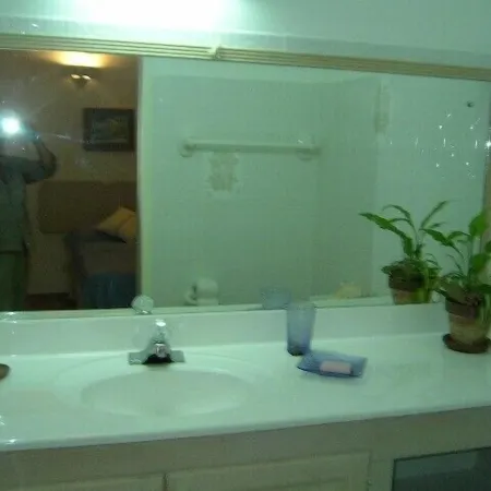 Quality ground floor apartment, platinum west coast, Holetown, Barbados