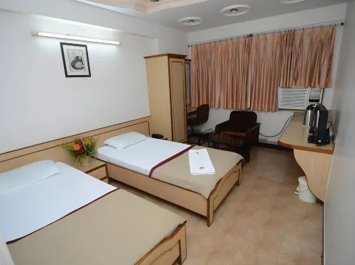 Hotel Kirti Hotels in Jamnagar