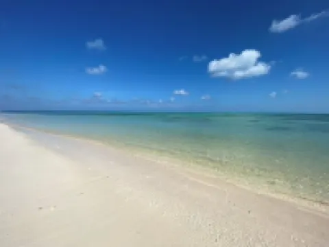 Corner Ground Floor Oceanfront/Stunning Ocean Views & Easy Beach Access. Hotels in Wheeland Settlement