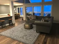 Family-Friendly Condo on Lake Charlevoix! Hotels in Boyne City