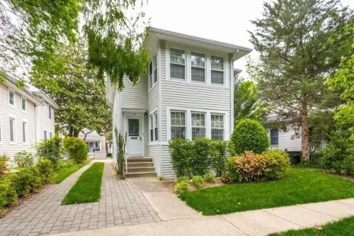 Peaceful Spacious 1BR w Sunroom! - mins to metro