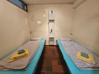 Cozy chalet – garden, hiking & workspace HS Wifi, Houthalen, Genk Hotels in Houthalen