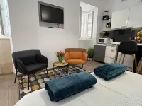 Apartments Noa Old Town - Kitchens