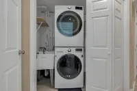 Cozy Corner - 1 Bedroom Apt. in Beautiful Andover!