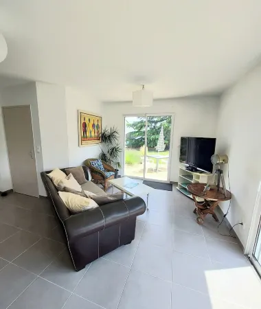 Maison Neuve au Calme à 5 Minutes de la Plage ! Отели в г. Карнак