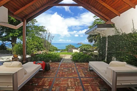 Ultimate Caribbean Getaway: 3 beaches, Cook, Housekeeper & Valet, 24x7 Concierge