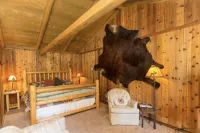 Coal Creek Mountain LodgePREMIER mountain lodge with beautiful scenic views!