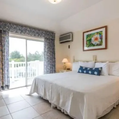 Clairfont, Jobson's Cove / Warwick Long Bay/ Horseshoe Beach -  APARTMENT 7 Hotels near Astwood Cove Beach