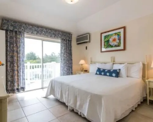 Clairfont, Jobson's Cove / Warwick Long Bay/ Horseshoe Beach -  APARTMENT 7 Hotels in Warwick