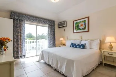 Clairfont, Jobson's Cove / Warwick Long Bay/ Horseshoe Beach -  APARTMENT 7 Hotels near Delta Island